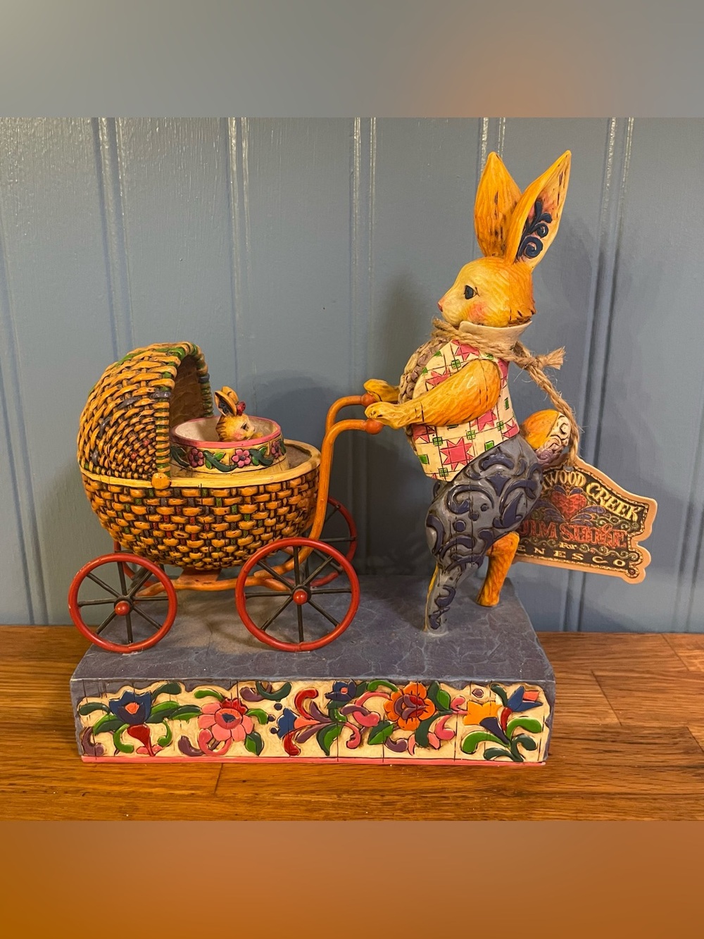 Jim Shore 2004 Heartwood Creek "You're a Good Egg" Figurine